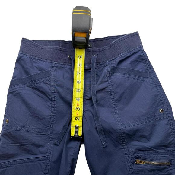 Lee Blue Relaxed Fit Capris Size 4P, SKU: 39-2950 - Picture 6 of 9